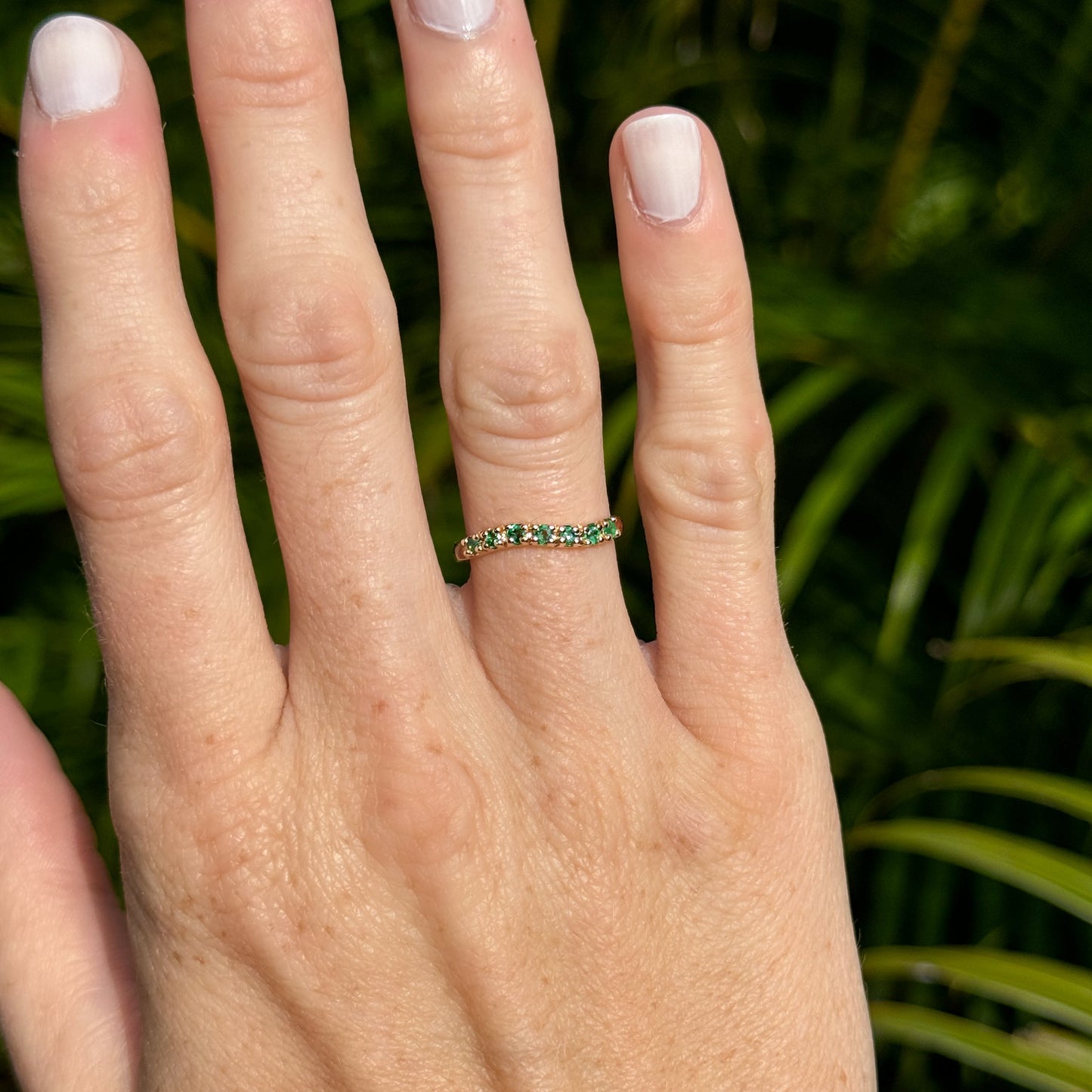 Emerald Wavy Band